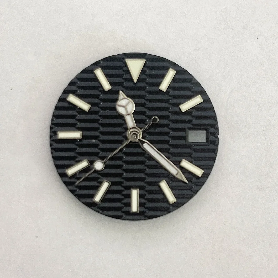 Quadrante nero/verde/giallo/bianco/blu con puntatori argento per accessori per orologi con movimento automatico NH35A Set di lancette con quadrante NH35 fai da te