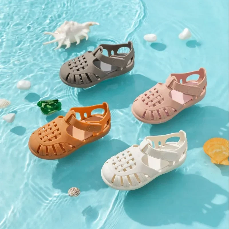 

High Quality Children Beach Shoes for Sea Summer 2024 Girls Sandals Baby Soft Non-slip Princess Jelly Shoes Boy Roman Flip-flops