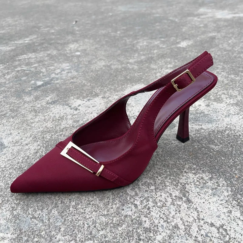 Sepatu Wanita Desainer Metalik - Metallic Heel Sandal ulasan dan harga