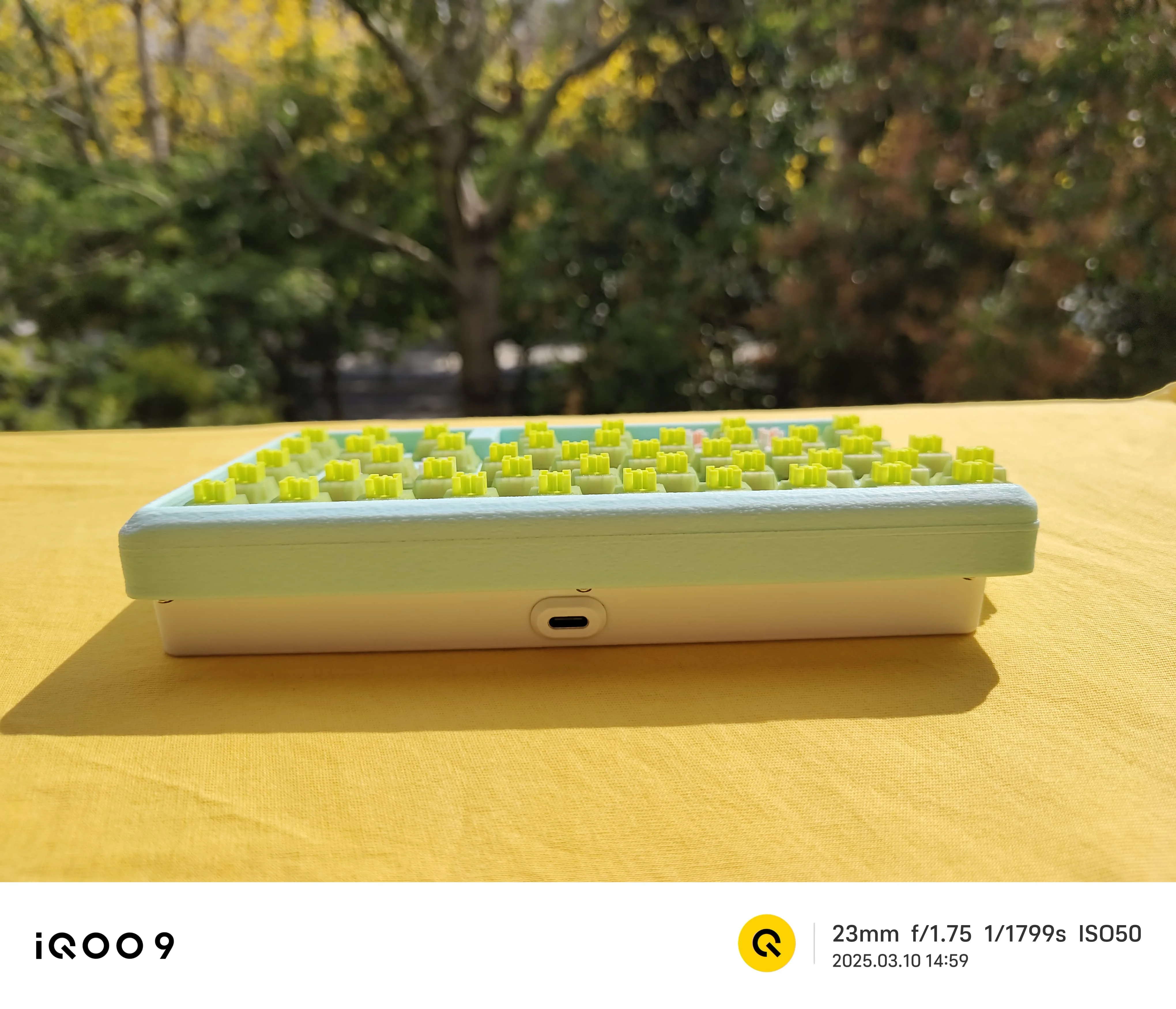 85key สายแยกชุดคีย์บอร์ด Palm Rest Hot Swap Custom QMK/VIAL RGB Type-c MX Switch แยกคีย์บอร์ดสนับสนุน Macros