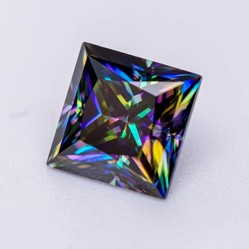 Moissanite Stone Rainbow Green Color Princess Cut VVS1 with GRA Certificate Gemstone Charms Beads Top Jewelry Making Materials