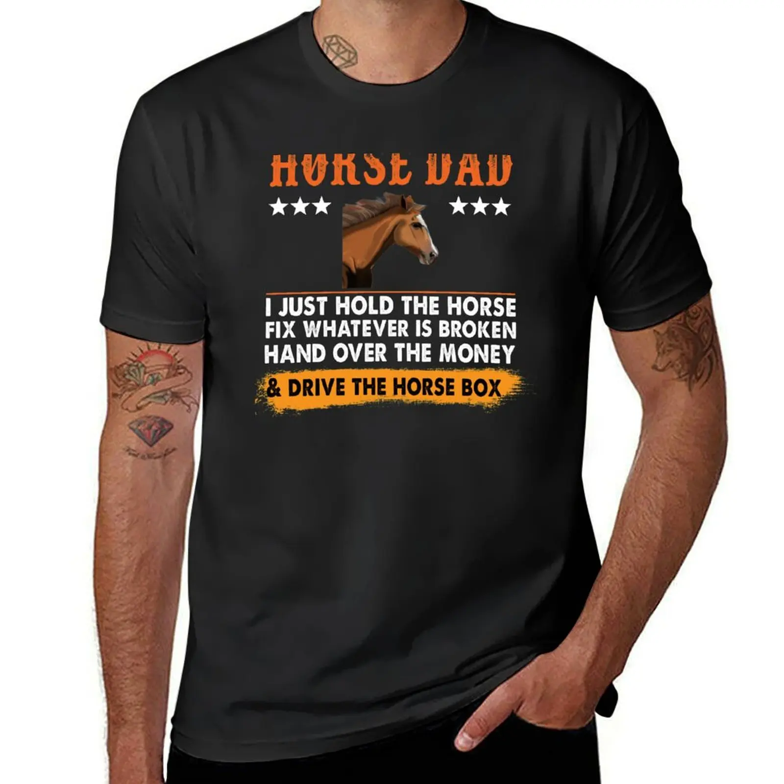 Horse Dad I Just Hold The Horse Fix What Is Broken Hand Over the Money Футболка от таможенных возвышенных тяжелых футболок для мужчин