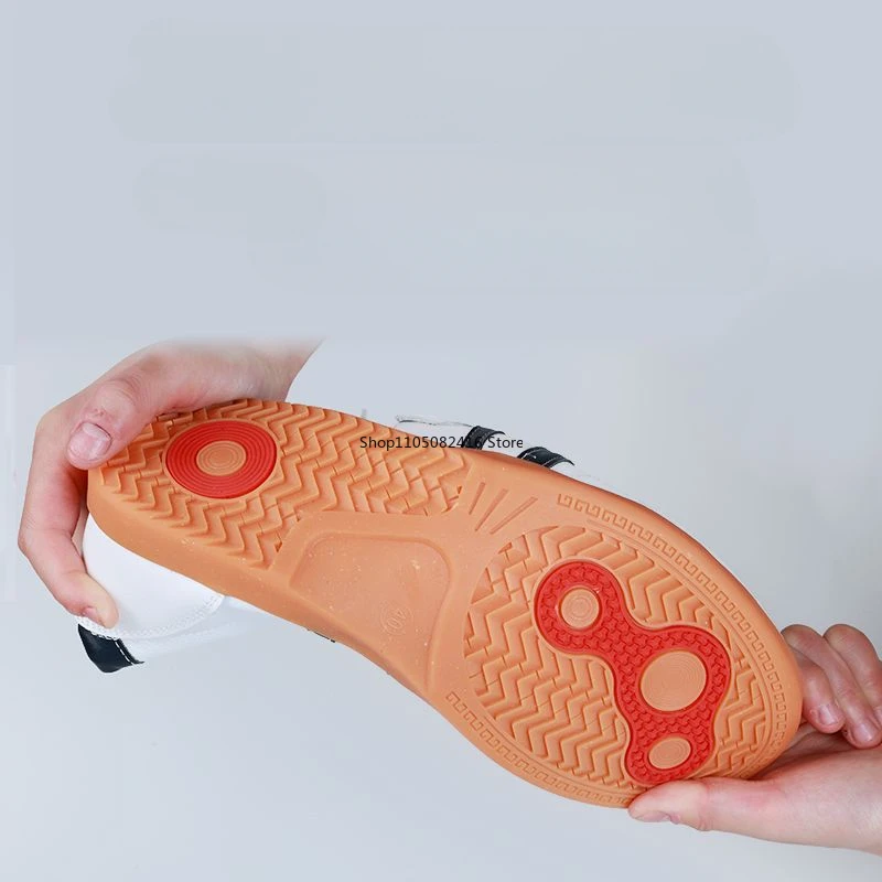 جلد البقر النساء الرجال تاي تشي الكونغفو فنون الدفاع عن النفس أحذية النمط الصيني ممارسة تجريب اللياقة البدنية أحذية رياضية كاجوال