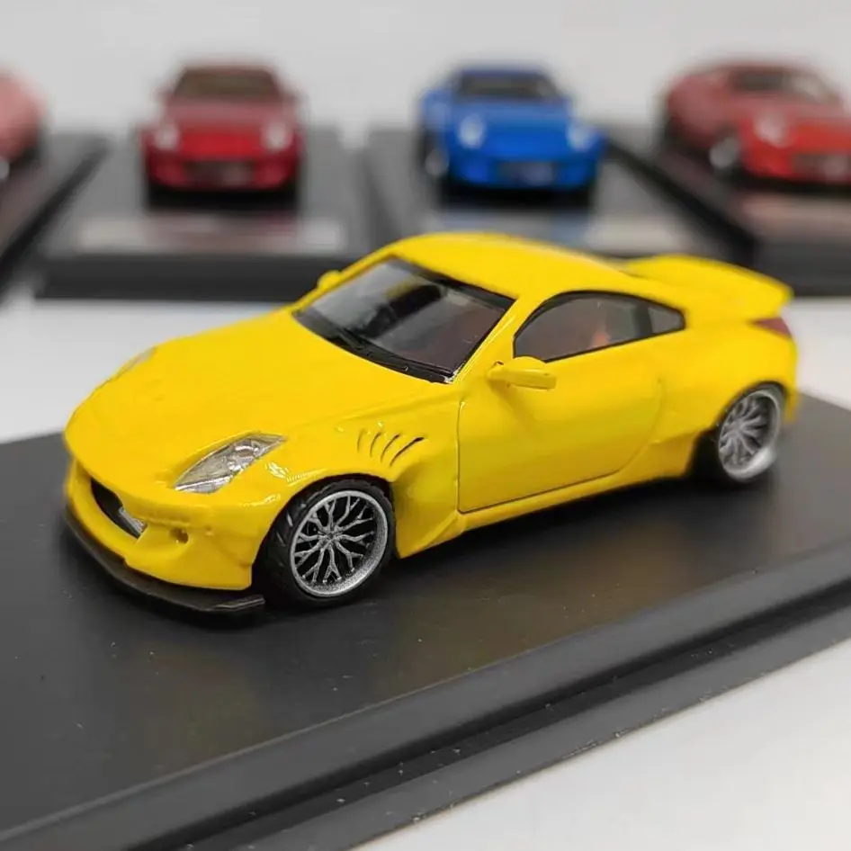 سيارة طراز Fairlady-Diecast لطراز أرنب صاروخ Pandem 350Z ، ساعة استعادة عالية ، 1:64 ، Z33