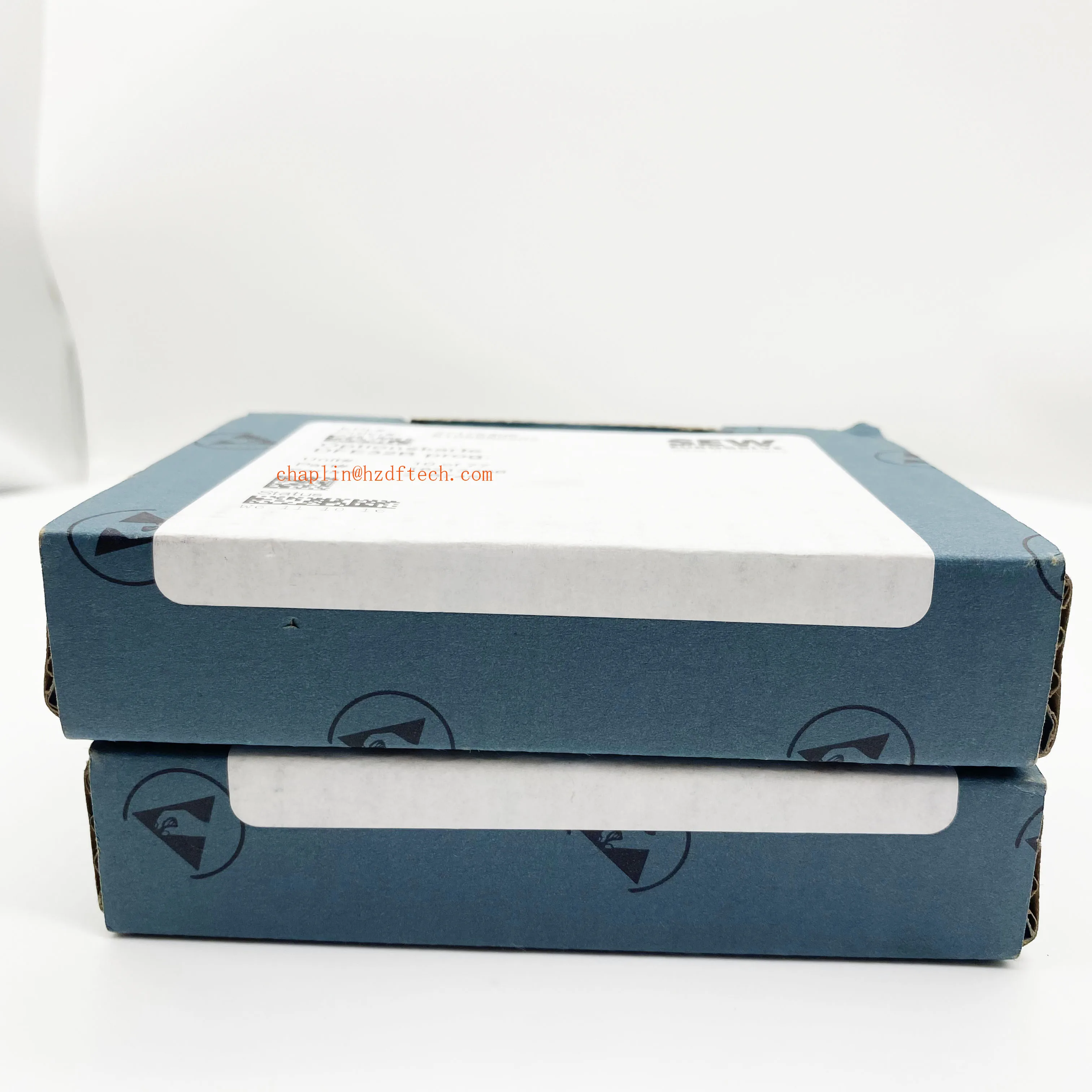 SEW Eurodrive Fieldbus Interface DFP21B Brand New Original PFOFIBUD DP-V1 Módulo 08242402