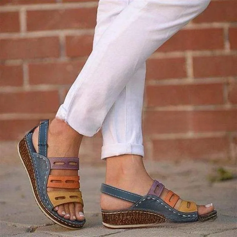 

Женские летние сандалии большого размера с цветными вставками, на танкетке, повседневные, модные, на высоком каблуке, с подошвой из пеноматериала