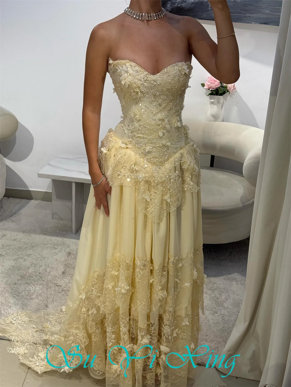Customized Classic Yellow Organza Evening Dress Formal Strapless Sleeveless Party Dress Soft Appliques Lace Up Back Prom Dresses