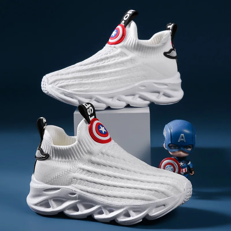 

New Autumn Trendy Childrens Sports Shoes Lightweight Shock-absorbing Support Running Shoes Classic Commuting Casual Shoes