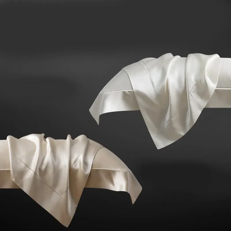 

100% Pure Mulberry Silk Pillowcase For Hair And Skin,Highest Grade 6A Silk,600 Thread Count，Front In Silk & Back In Tencel