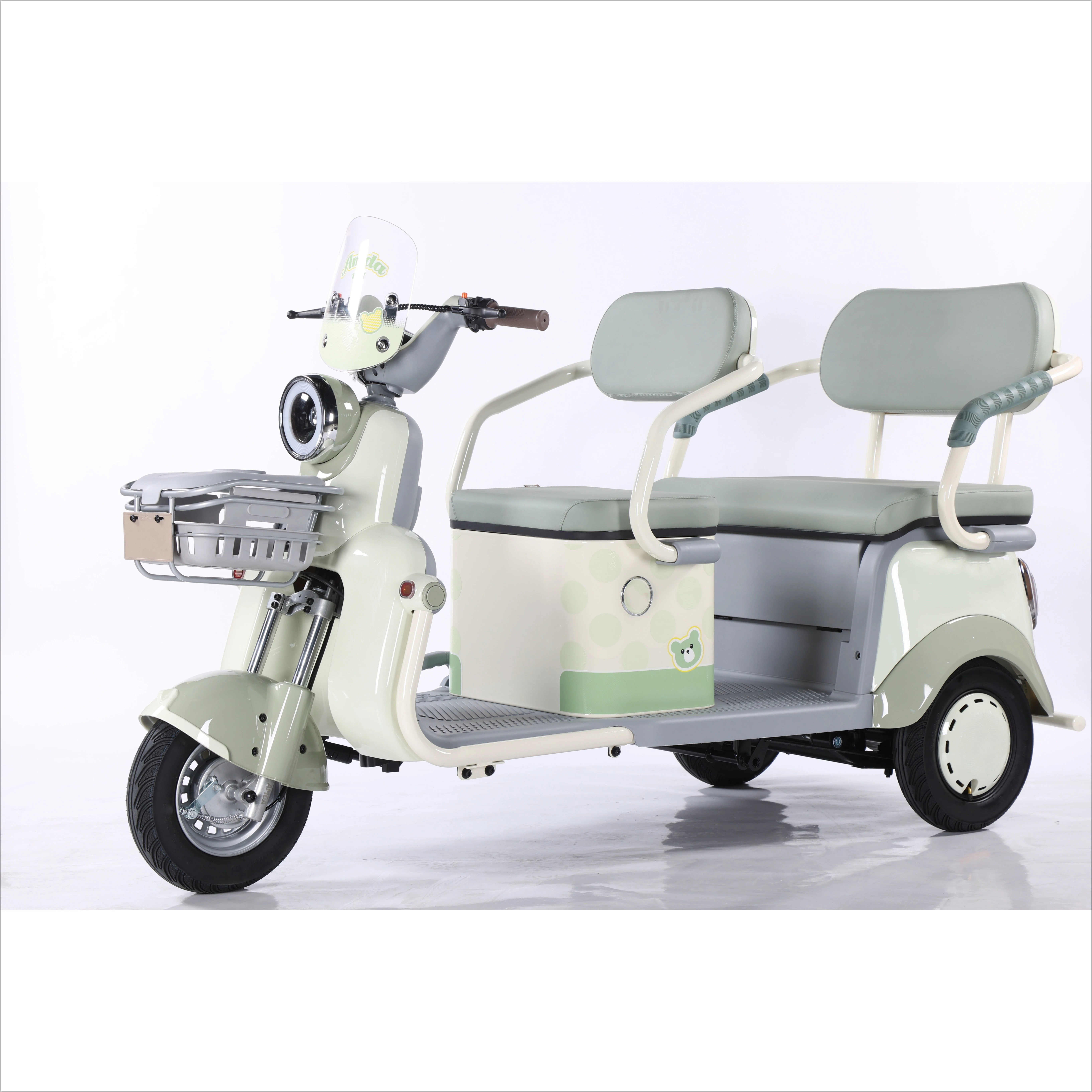 YC China's hot-selling 3-wheel electric tricycle is suitable for heavy household loading in various road conditions