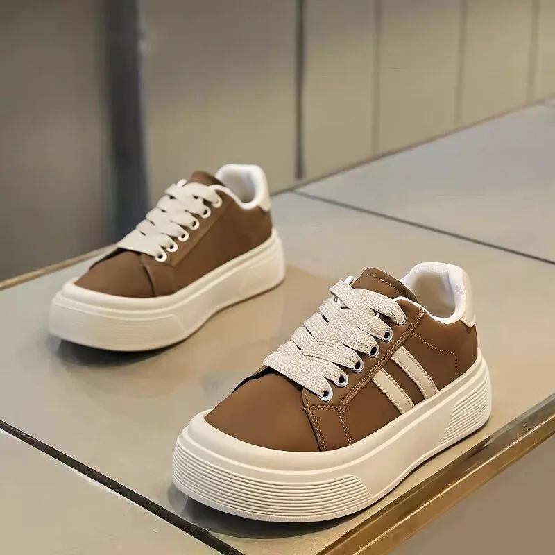 Men's Spring Casual Leather Surface Shoes Anti-slip Waterproof Work Sports Shoes Heightening Flat Laced round Toe Thick Bottom