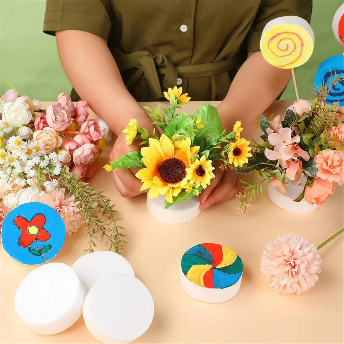 A60P 3 Inch Foam Circles for Crafts, 30 Pcs White StyrofoamDiscs with Letter Stickers and Hanging Wire for Bracelet Making