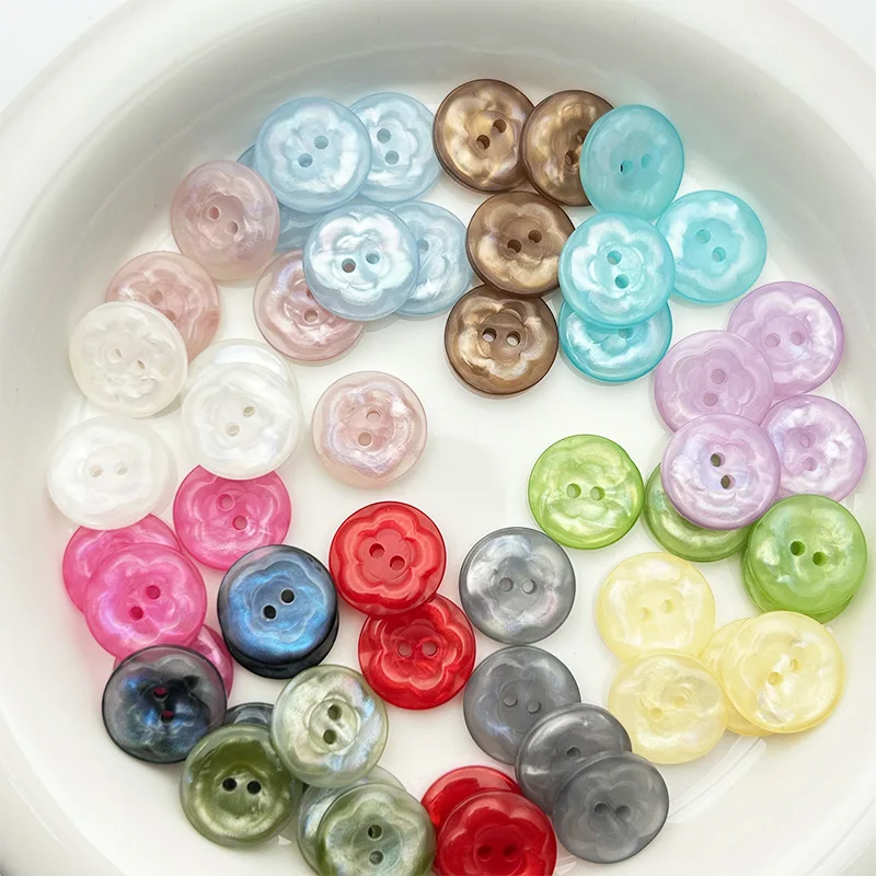 20pcs/lot Round Flower Decorative Buttons Shiny Eye‑Catching Buttons for Shirts Cardigans Dresses Knitwear Sweaters Clothing