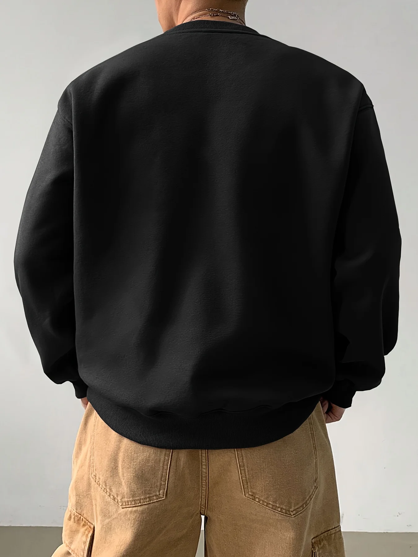 280G Men'S Long-Sleeve Sweatshirt with a Round Neck, Ideal for Everyday Use And Golfing, Affordable Men'S Apparel, Available in Various Colors Including Black And Blue, Suitable for Outdoor Wear During The Fall And Winter Months