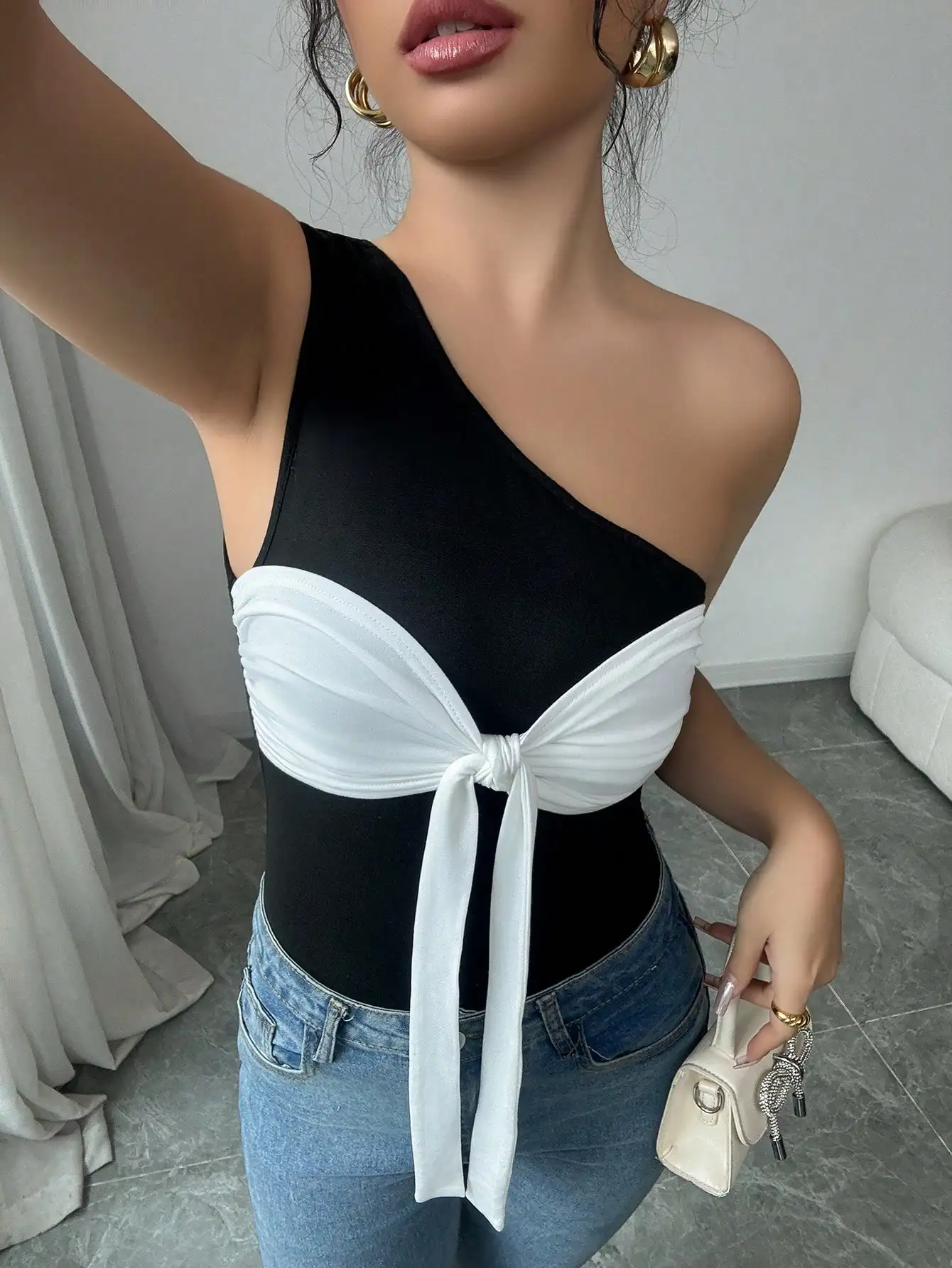 Top de moda con lazo sin mangas y un hombro para mujer, ropa Sexy para discoteca Y2K, camiseta sin mangas asimétrica con espalda descubierta para verano, estilo callejero para mujer