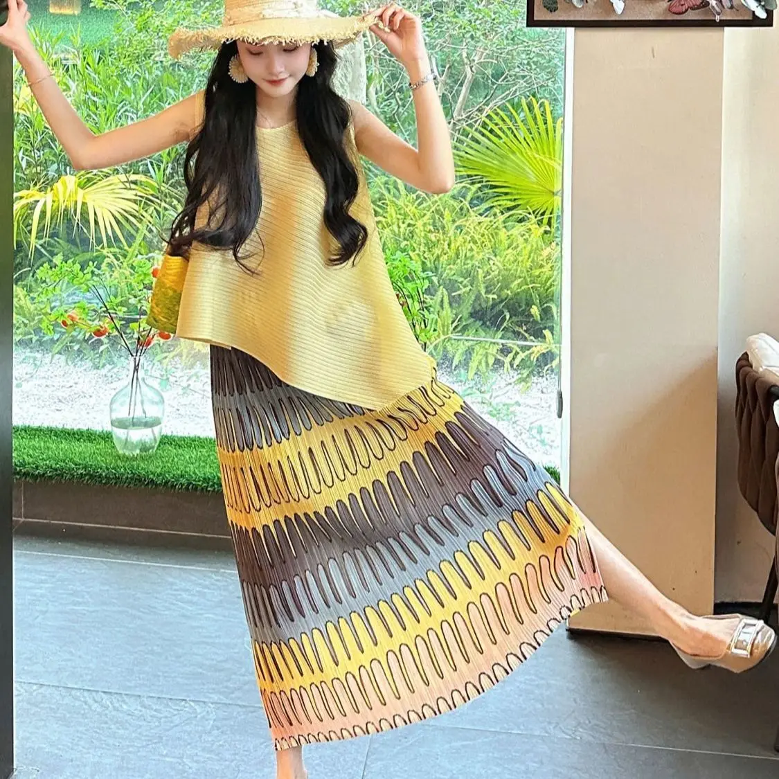 다용도 플리츠 2025 프린트 스커트 여름 신상 기품 있는 디자인 얇은 스플릿 플리츠 스커트 레귤러 핏