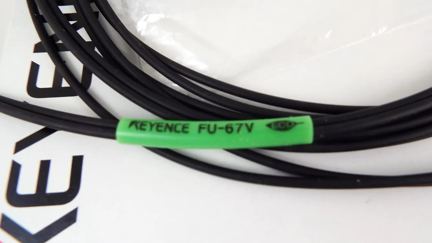 1pc KEYENCE FU-67V Fiber Optic Sensor FU67V Fiber AMPLIFIER SENSOR CABLE New In Box*SY