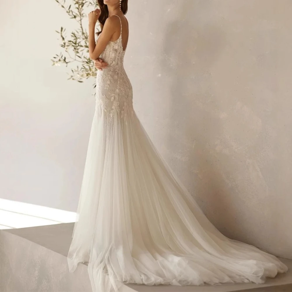 Exquisite Light Luxury Boho Floral Lace Mermaid Wedding Dress Spaghetti Strap Court Train Tulle Plus Size Outdoor Bridal Gown