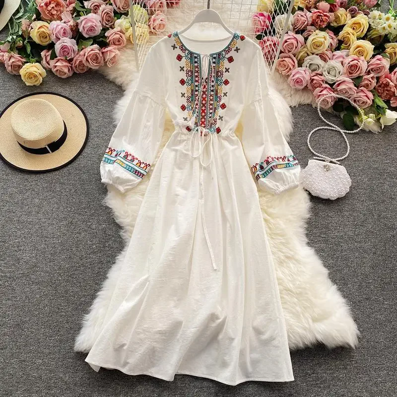 

2026 new beach holiday dress women's bohemian beach dress elegant fairy ethnic style embroidered lantern sleeve style dress
