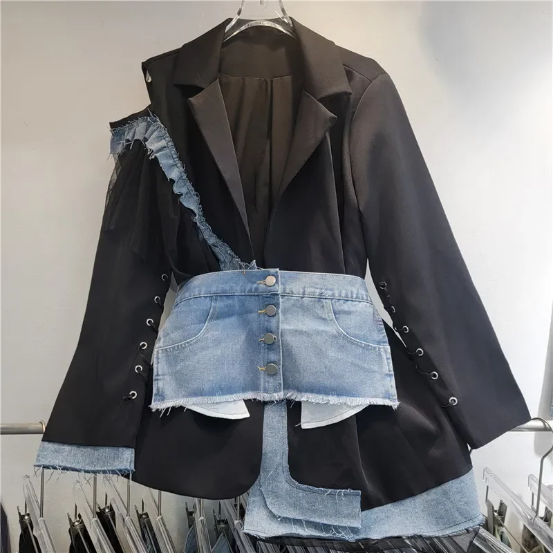 Frauen Unregelmäßige Aushöhlen Gespleißt Spitze Rüschen Anzug Jacke Mesh Geraffte Blazer Mantel Strickjacke Spitze Up Sleeve Tops mit Denim Gürtel