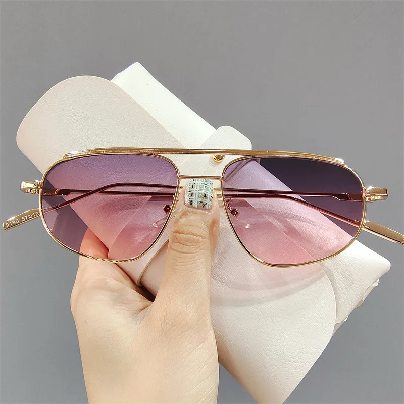 Retro Geometry Women Sunglasses 2022 Square Sun Glasses for Woman European New Fashion UV400 Eyewear Driving Oculos De Senhora