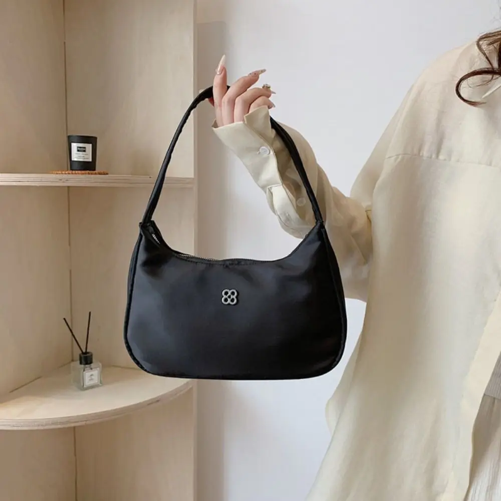 Tragbare koreanische Stil Nylon Achsel Tasche reine Farbe große Kapazität Oxford Stoff Umhängetasche einfache All-Match Hobos Tasche Frauen