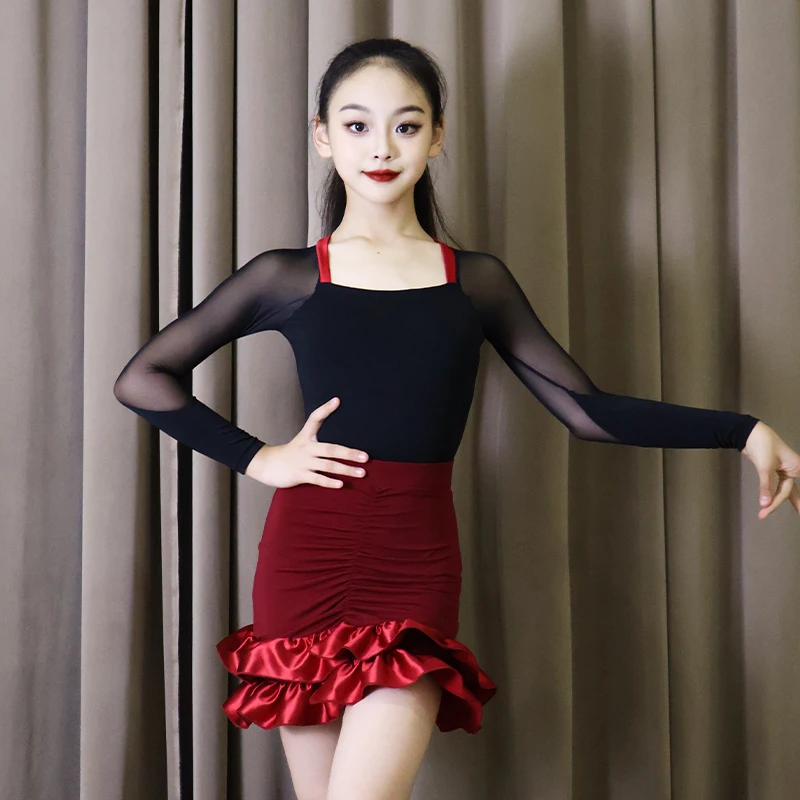 2025 เด็กการเต้นรำแบบละตินเครื่องแต่งกายสำหรับสาวแขนยาวกระโปรงสีแดงชุดซัมบ้า ชาช่า แทงโก้ ลาตินแดนซ์แวร์ XH3499