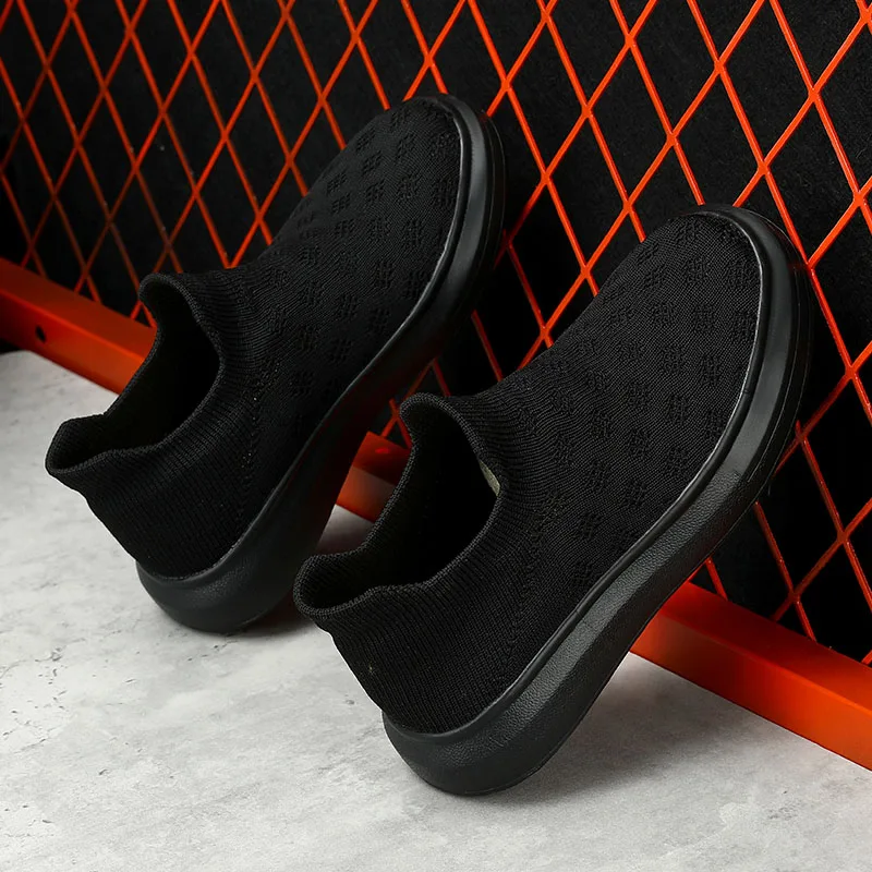 

Пара детских сетчатых туфель на плоской подошве, подходящих для всех сезонов, легких, прочных и удобных в использовании. Модель: JJ-YK656