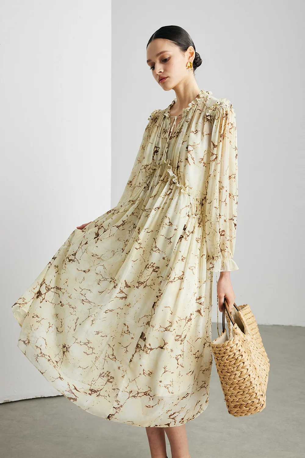 

Элегантное платье Winsleter из 100% натурального шелка, с рюшами и длинными рукавами, с принтом, женское французское деловое платье-двойка, лето 2026 D63445CC