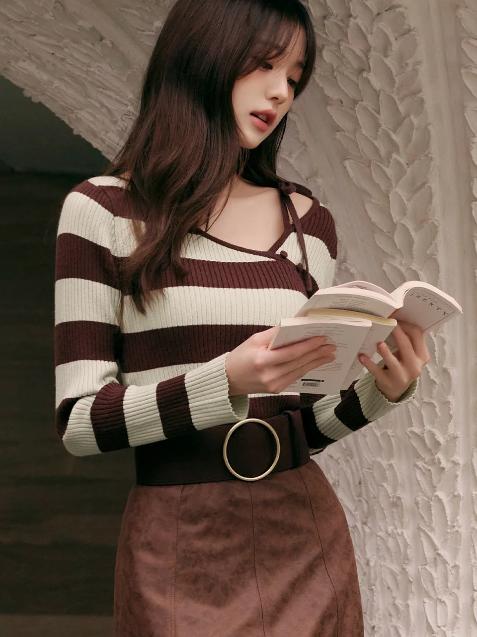 Zhang ng полосатый асимметричный вязаный свитер с длинными светами, женский облегающий свитер с диагональным воротником, базовый слой, топ