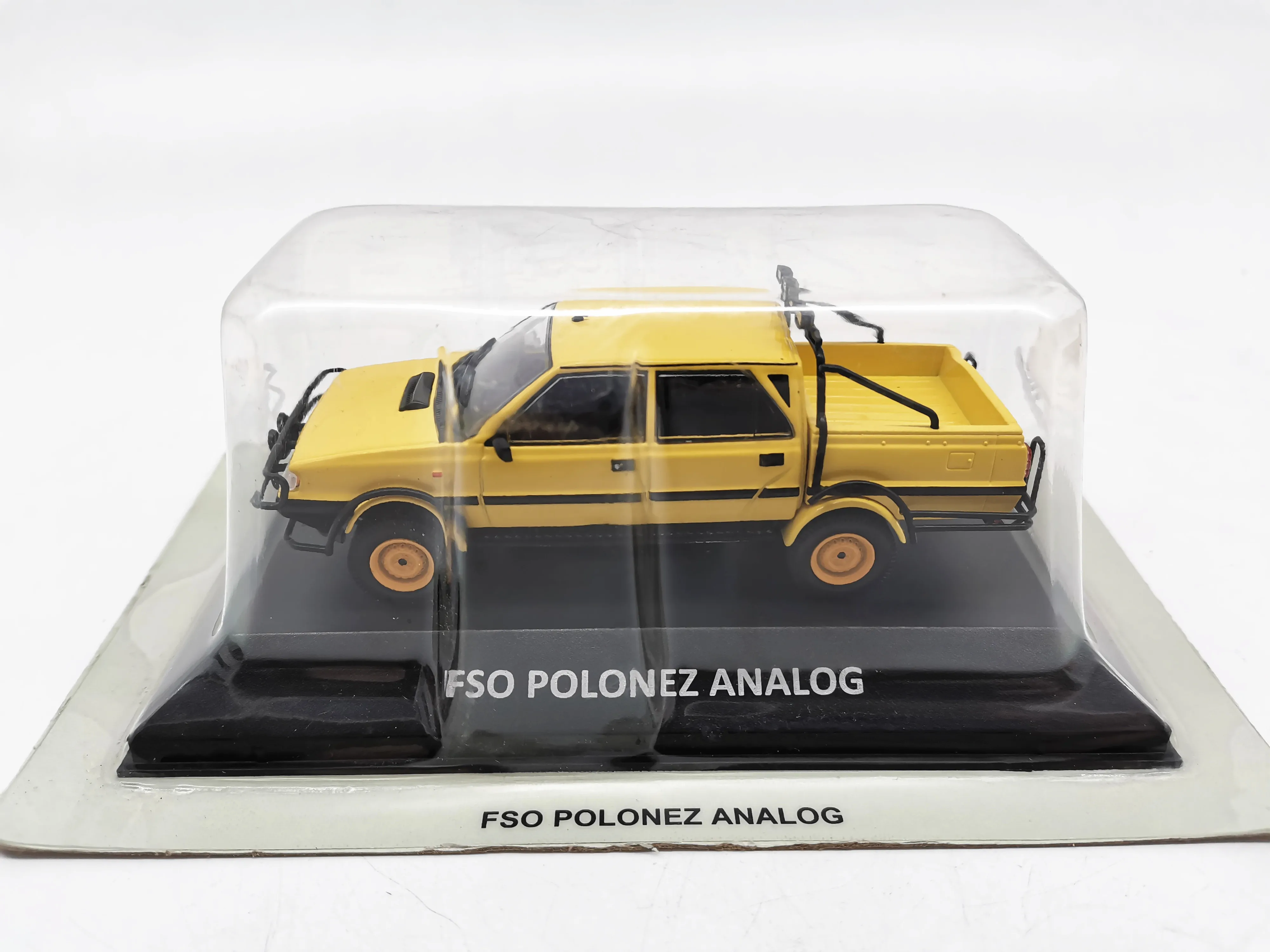 1/43 Scale Die-cast Toys FSO POLONEZ ANALOG Pickup Alloy Static Collection Car Model Festival Gift Souvenir Display