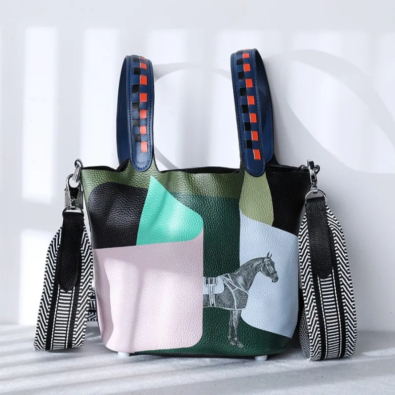 

Designer Luxury Bucket Bag Women High Quality Soft Cowhide Fashion Painted Handbag 2025 Trend Exquisite Wide Strap Crossbody Bag