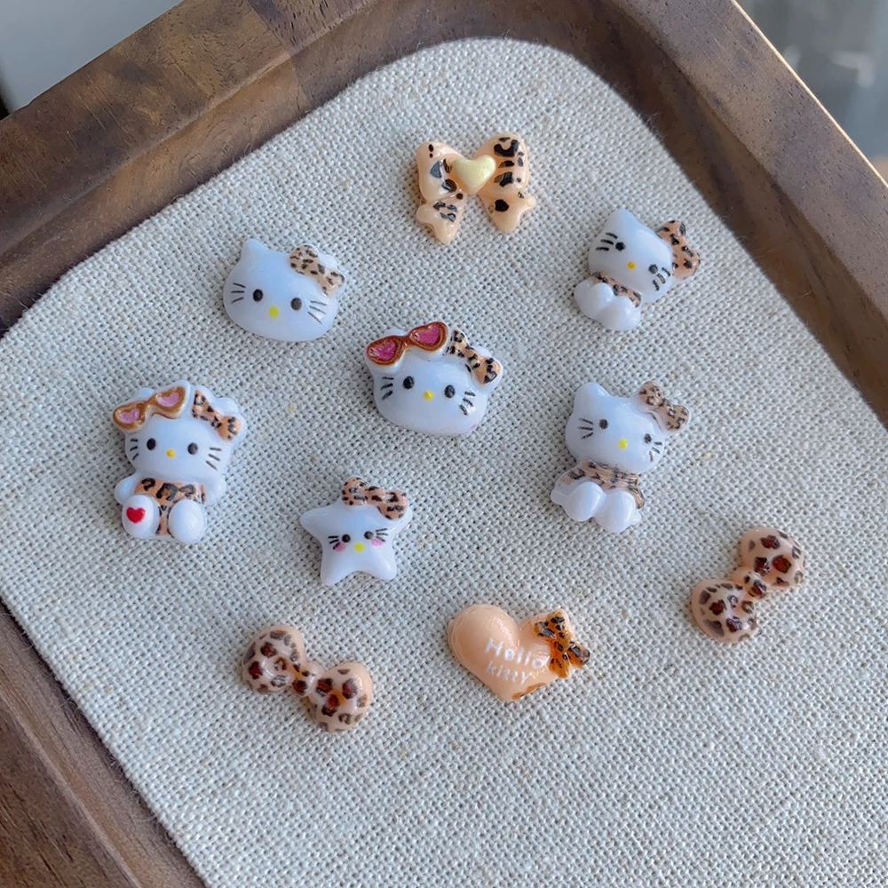 20個入りミックス3Dレオパードハローキティネイルアートデコレーション秋の斑点模様かわいいハートスターボウノットネイルチャームDIYマニキュア用品