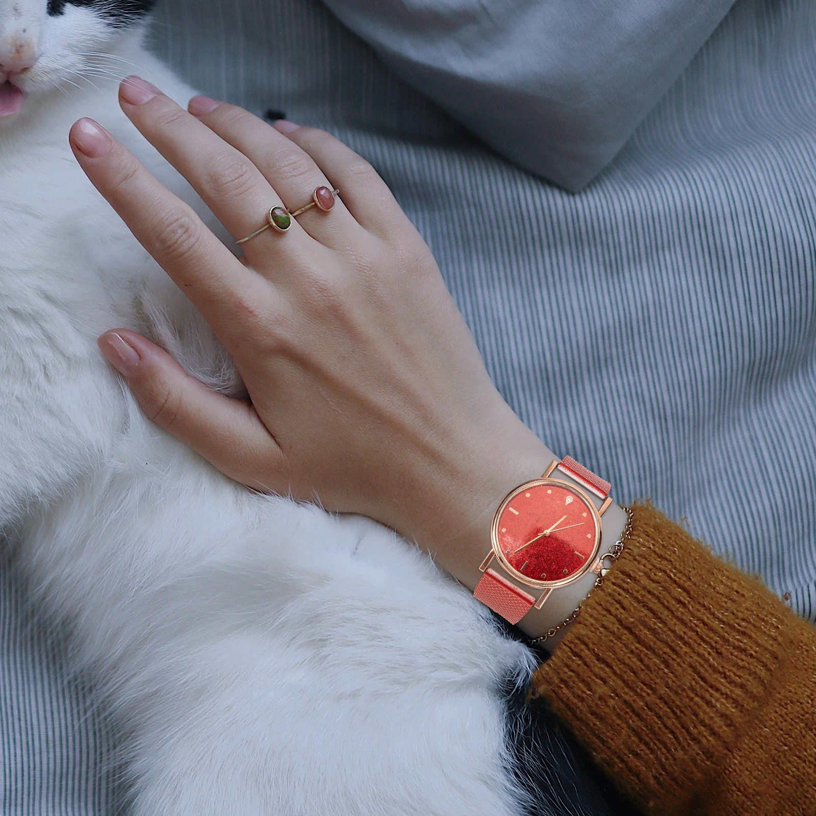 

Stylish Retro Women'S Quartz Watch Adjustable Silicone Band Business Leisure Wristwatch Hypoallergenic Lightweight Skin-Friendly