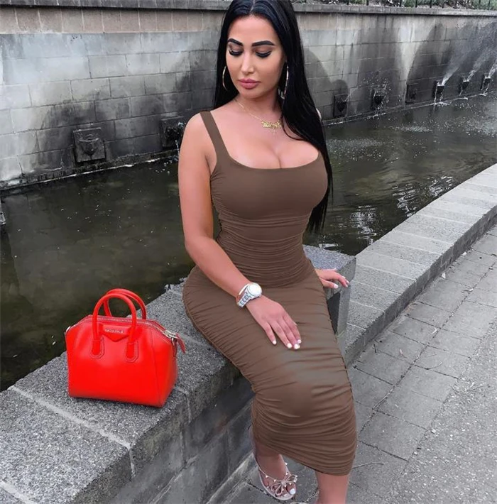 فستان نسائي ميدي بخصر عالٍ بتصميم عصري جذاب، فستان سهرة بدون أكمام بلون واحد، موضة ربيعية، قطعة واحدة، مادة 00%