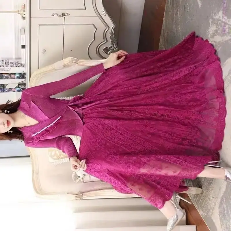 

Fake Two-Piece Long Sleeved Belt Dress For Women Autumn 2025 New Fashion Patchwork Pleated Dress Suit Neck Lace Splice Stretch