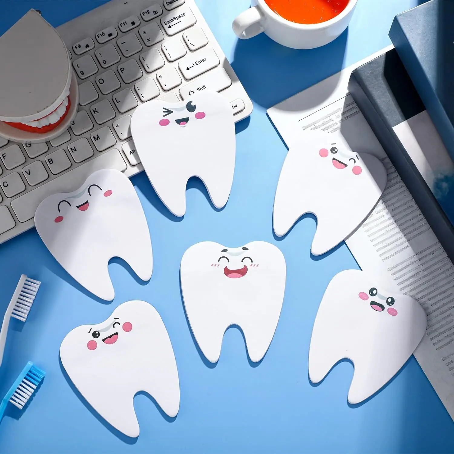 18Dental Assistant Geschenkset (enthält zahnförmige Haftnotizen und Kugelschreiber) – lustige Büroartikel für Zahnhygieniker, geeignet für – Detail 3
