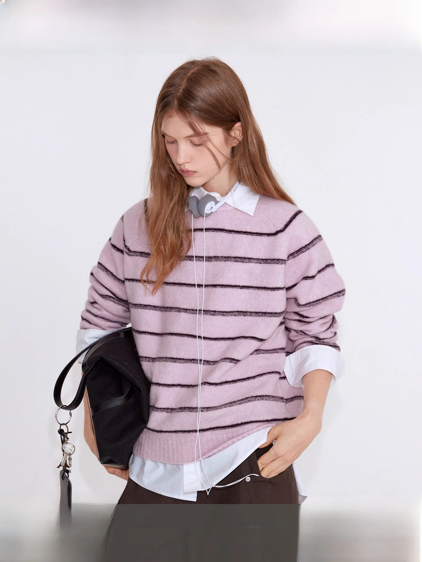 

Женский вязаный свитер из смесовой пряжи Fano Camere, длинный све, круглый, в полоску, удобный крой, осень-зима