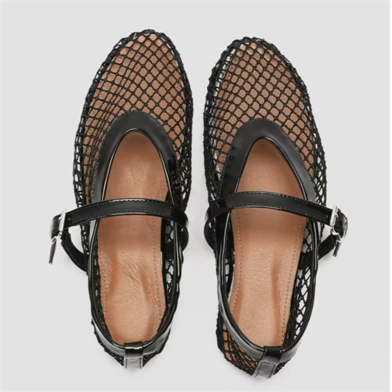 TRAF Mesh Upper Ventilate Flat Shoes For Woman Round Head Metal Buckle Grid Sandals Women New Fashion Casual Black Boat Shoes