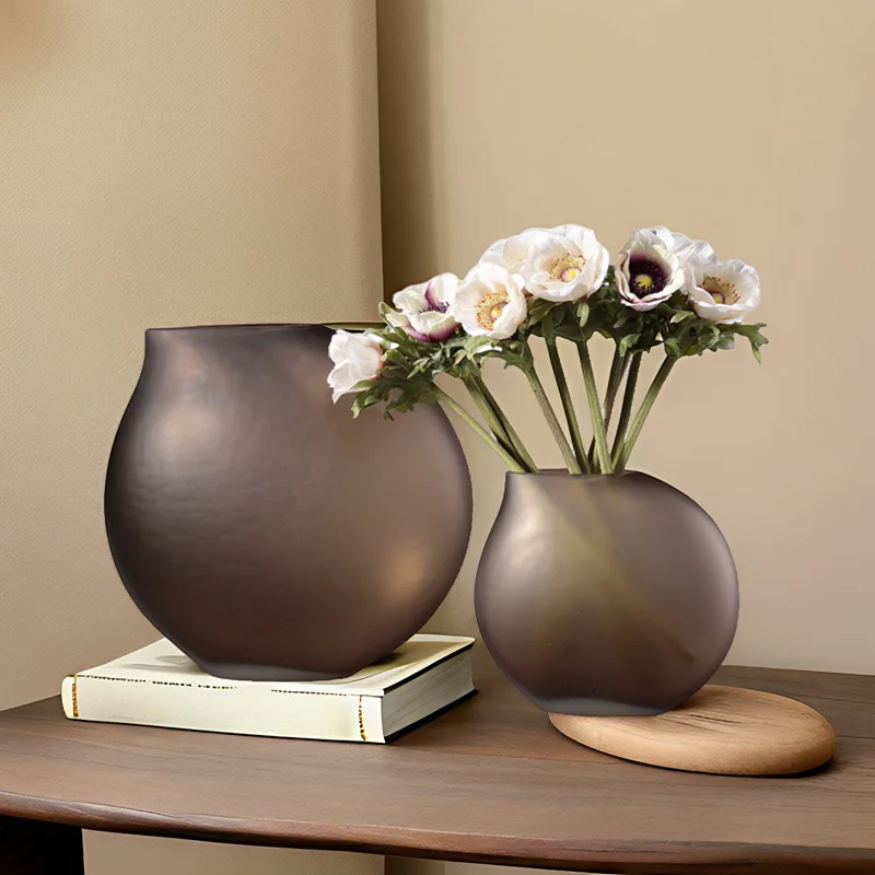 High-end glass vase, high-end living room hydroponic brown flower ware, home soft decoration