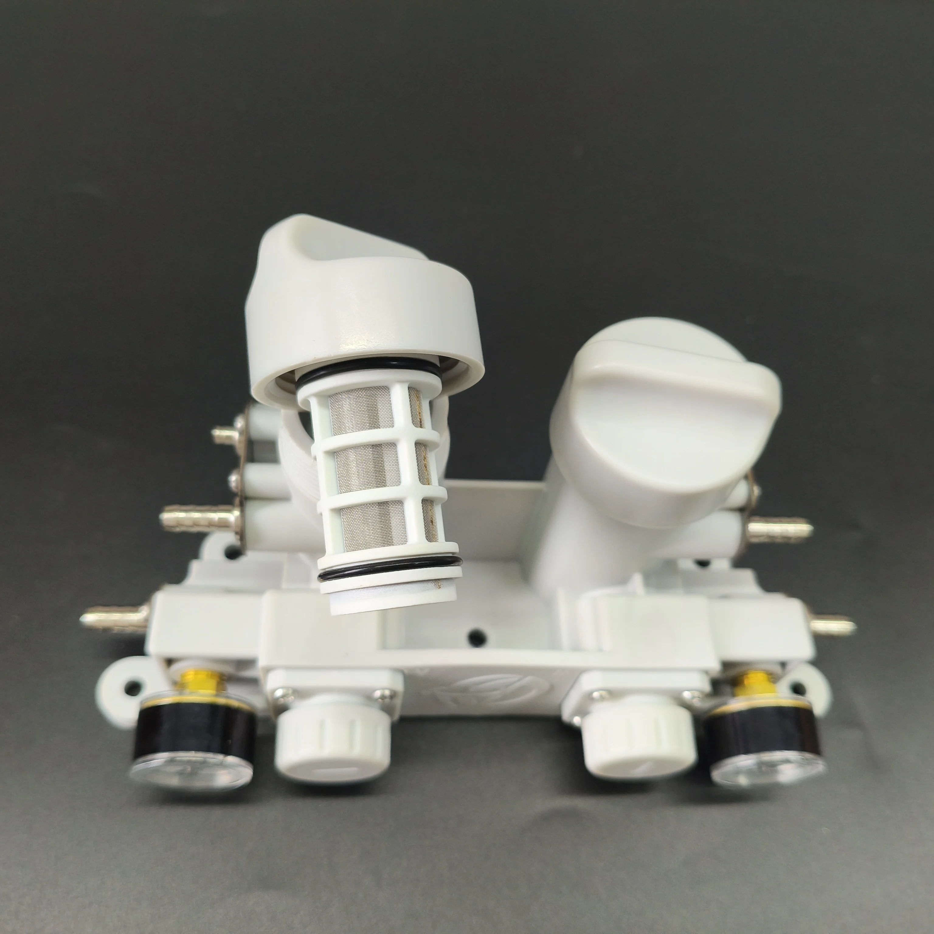 

Filter and pressure regulating module for floor box – for Sirona C8+ and Integral dental chairs Car clip