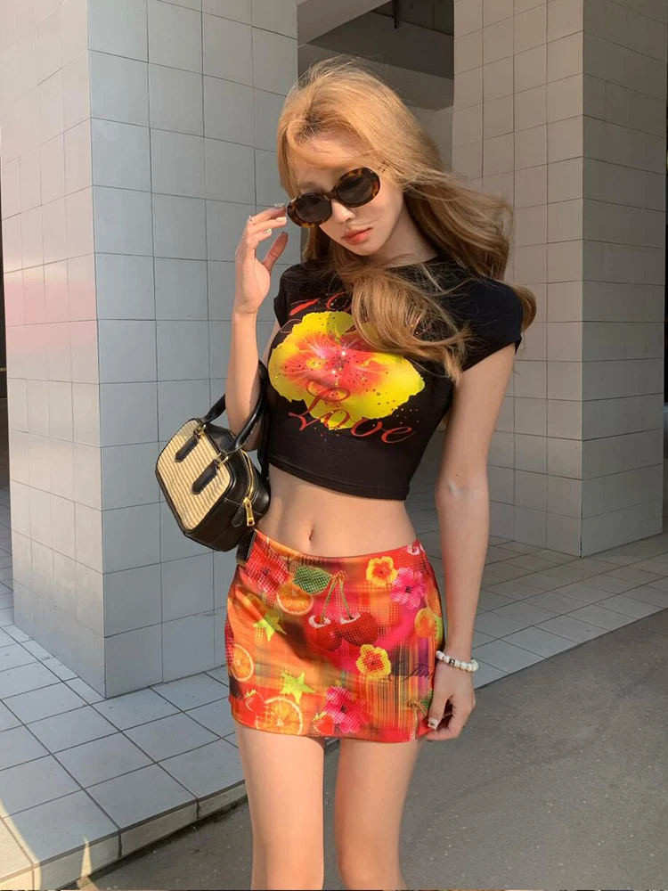 

Retro American ort Sve T-irt Women's Summer Slim Fit Floral Print Top Casual Cotton round Ne ort Length irt