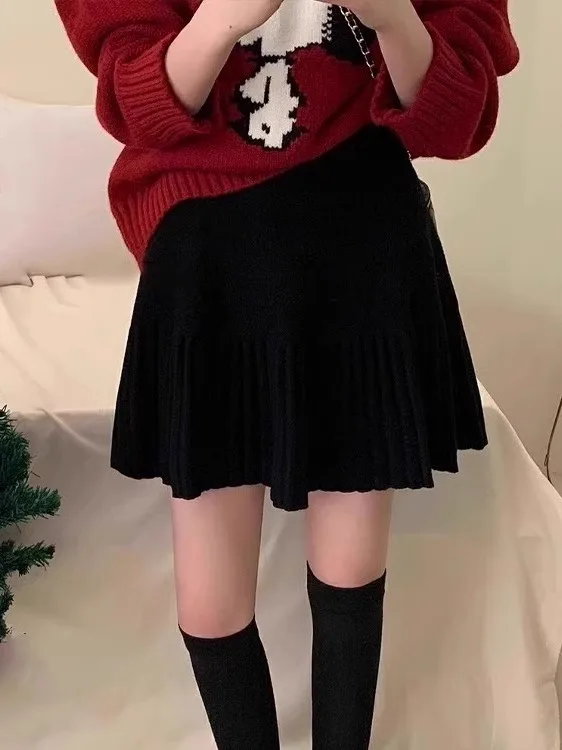 

Sweet Sle Knitted Skirt Elastic Waist Bicolor Design Casual Wear A-Line Silhouette for Young Women under 30