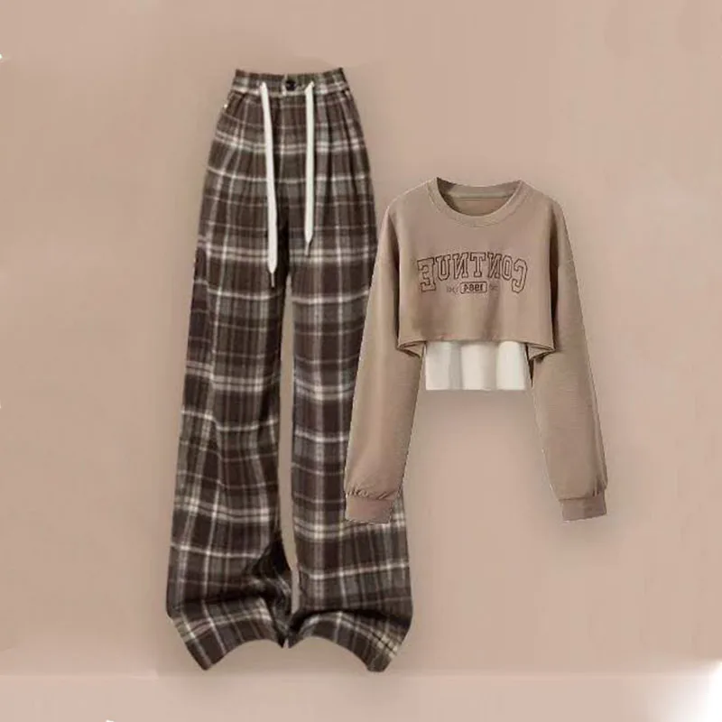 Traje Maillard de otoño de talla grande para mujer, Sudadera con capucha falsa Retro de dos piezas combinada con pantalones informales a cuadros adelgazantes, conjunto de dos piezas