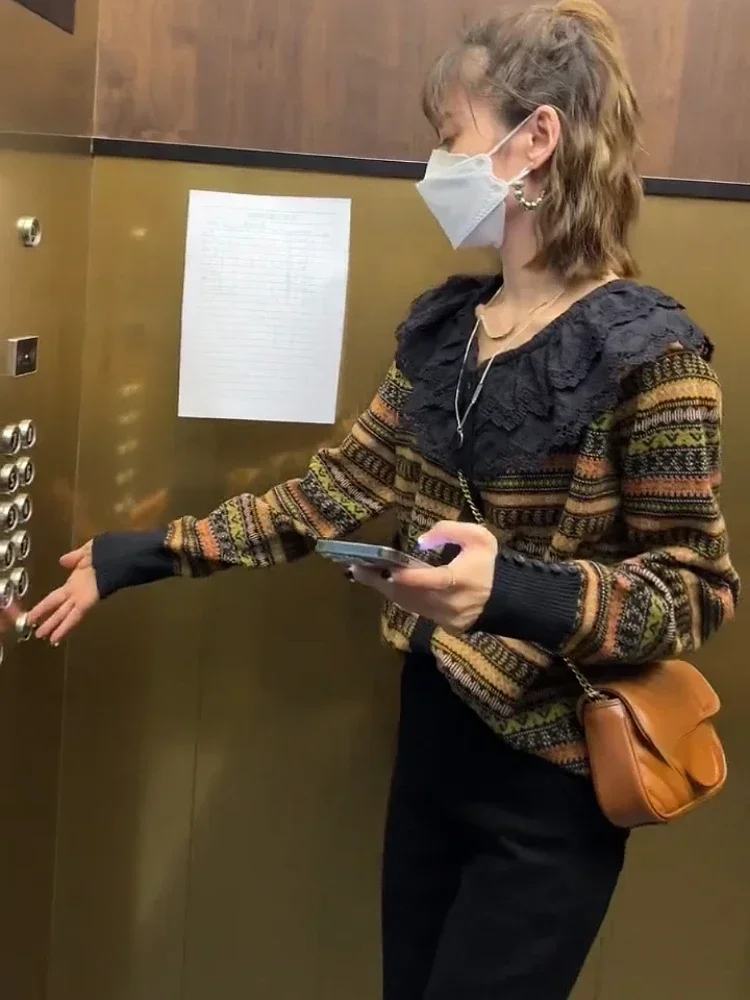 หวานถักเสื้อกันหนาว Ropa MujerWomen เสื้อผ้า Patchwork เสื้อสเวตเตอร์ถักหญิงลูกไม้ Peter Pan ปลอกคอสุภาพสตรีเสื้อแฟชั่น ted r