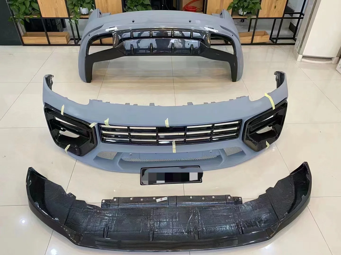 Cayenne Carbon Fibe…