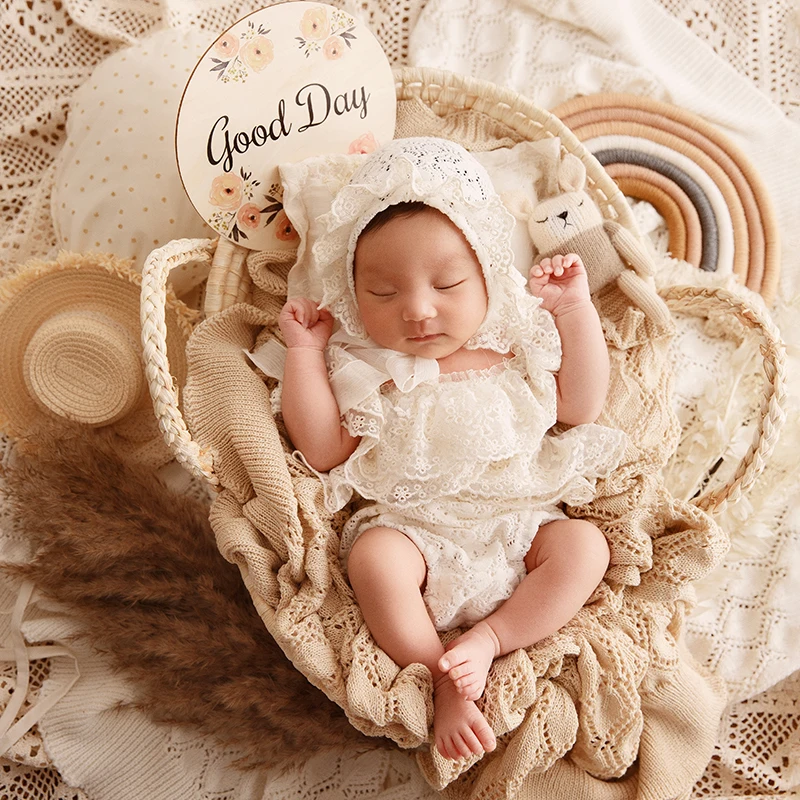 Newborn Photography Clothes Baby Girl Lace Outfit  Bodysuits+Hat Lace Romper Set Infant Photo Props Studio Shooting Accessories