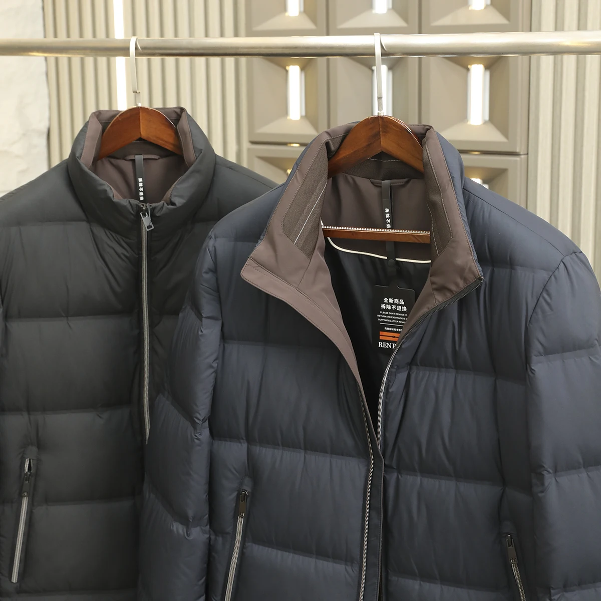 

Высококачественная мужская зимняя уличная водонепроницаемая куртка с наполнителем из пуха 85% Du, свободного кроя, с воротником-стойкой, модная, городская, стильная, с декоративной молнией