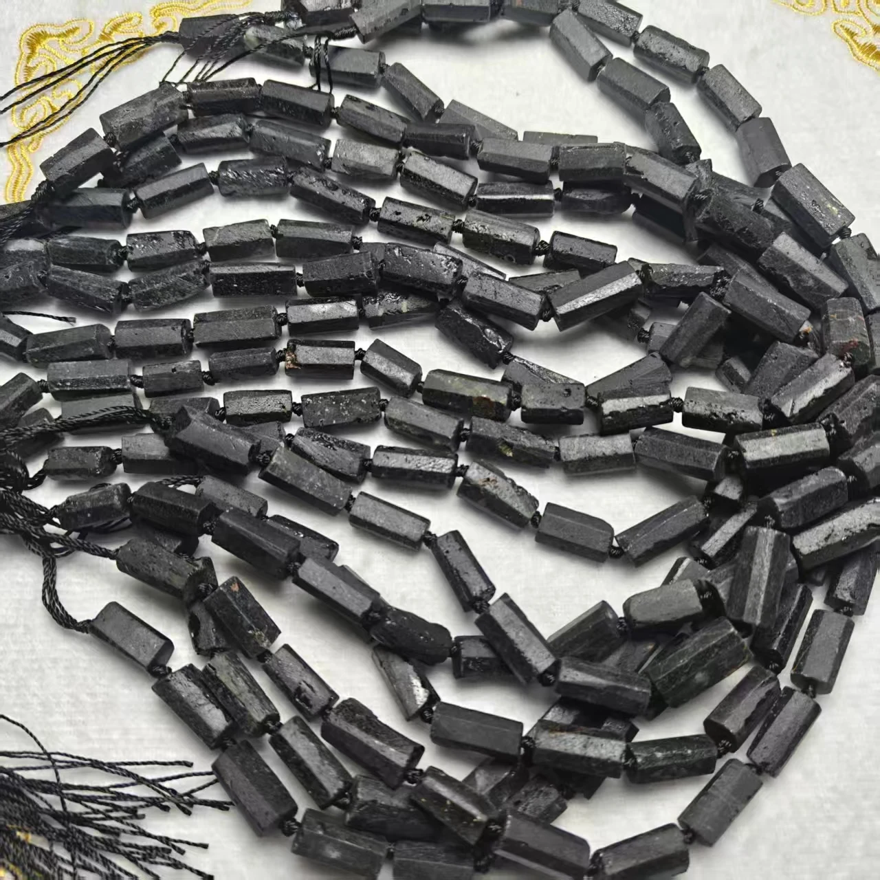Natürliche Mattschwarze Turmalin-Schleifperlen, Zylindrische Lose Perlen mit Geradem Loch für DIY Armband- und Halskettenzubehör – Detail 4