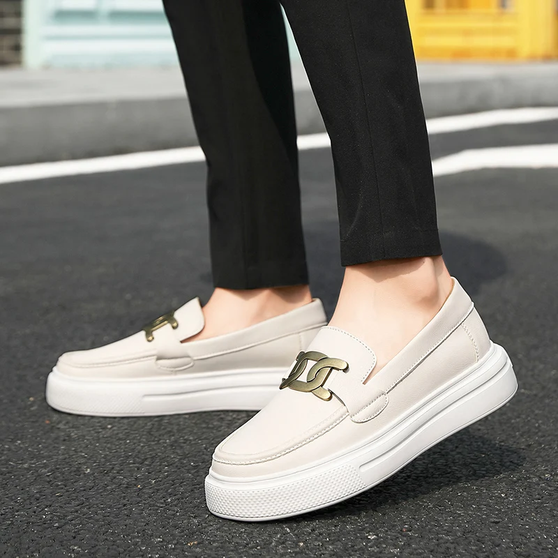 2024 Elegant Black Summer Men\'s Loafers Casual Shoes Breathable Slip-on White Footwear Mens Leather Shoes Flats Mocasines Hombre